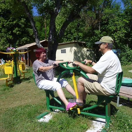 Camping Notre Dame Castellane Eksteriør billede